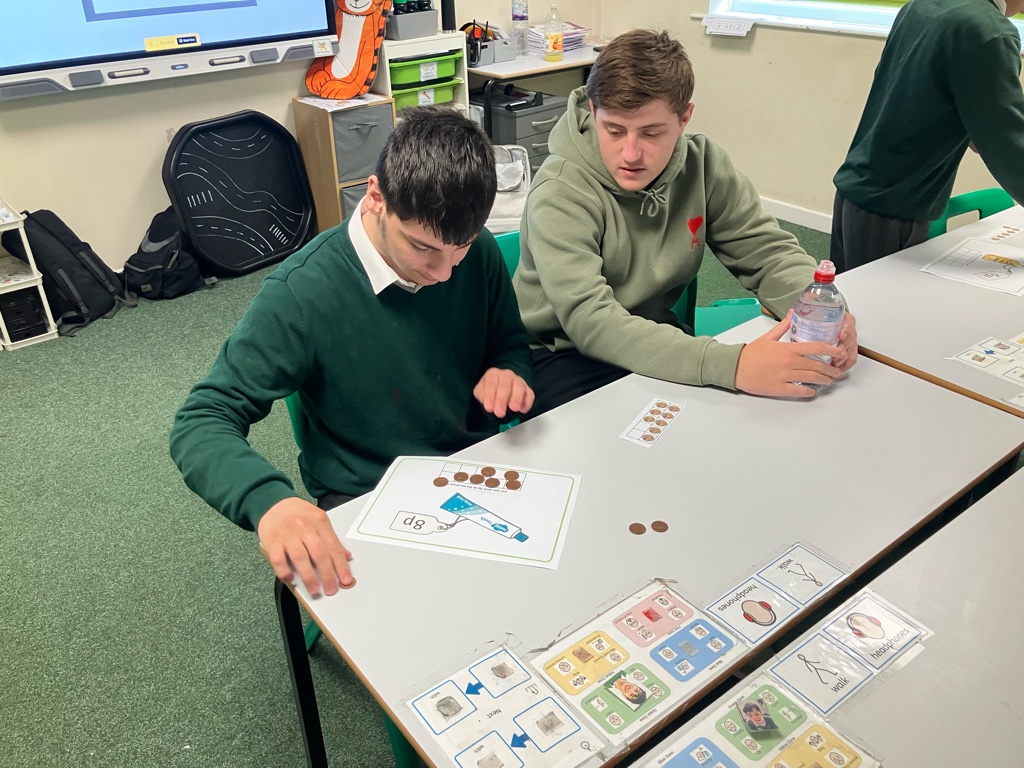Toby assisting a Learner